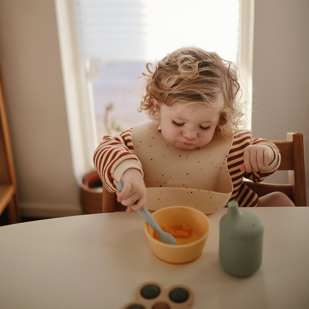 Mushie Silicone Feeding Spoons 2-Pack Cambridge Blue/Shifting Sand